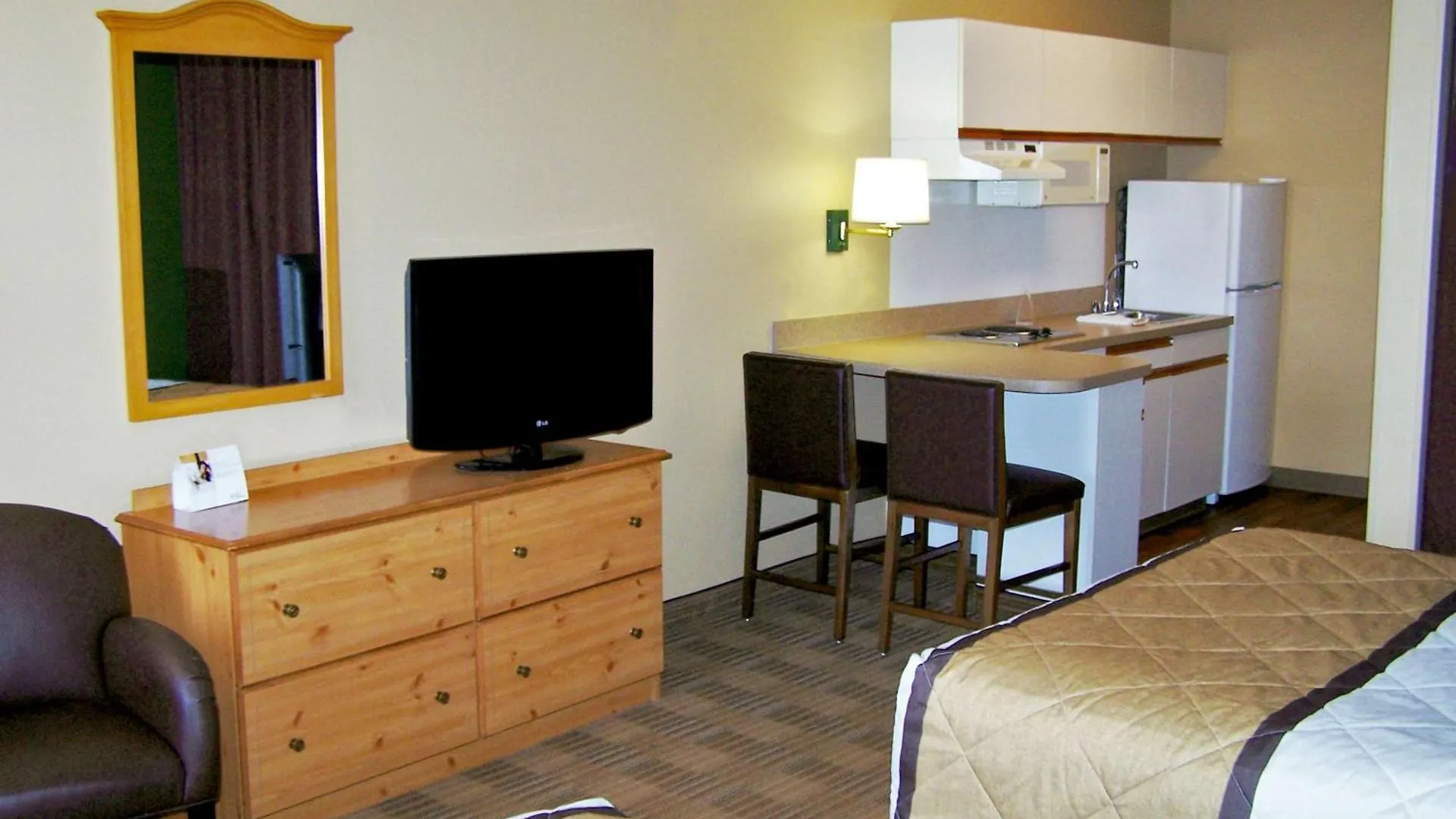 Extended Stay America Suites - Meadowlands - East Rutherford Szálloda